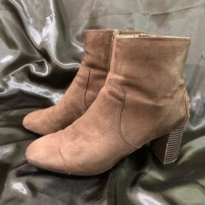 Ankle boots